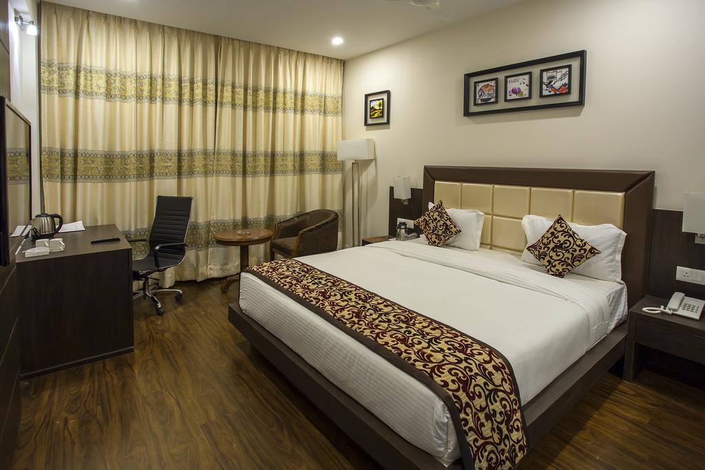 Ravi Residency Otel Morbi Oda fotoğraf