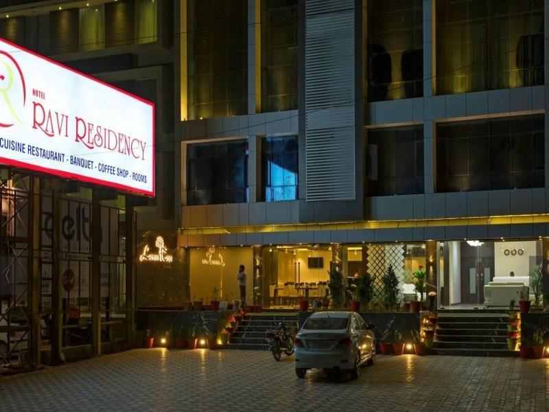 Ravi Residency Otel Morbi Dış mekan fotoğraf
