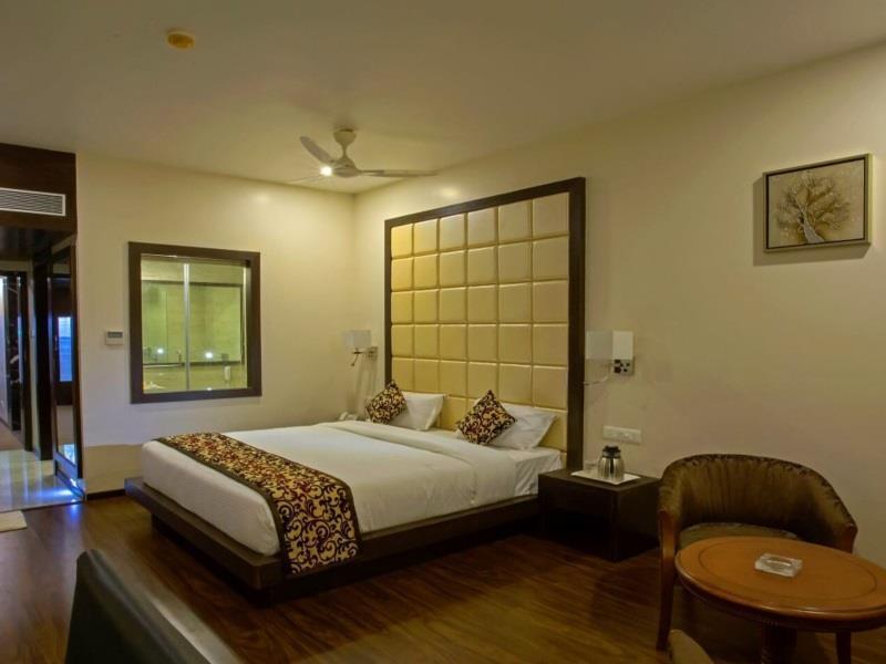 Ravi Residency Otel Morbi Dış mekan fotoğraf